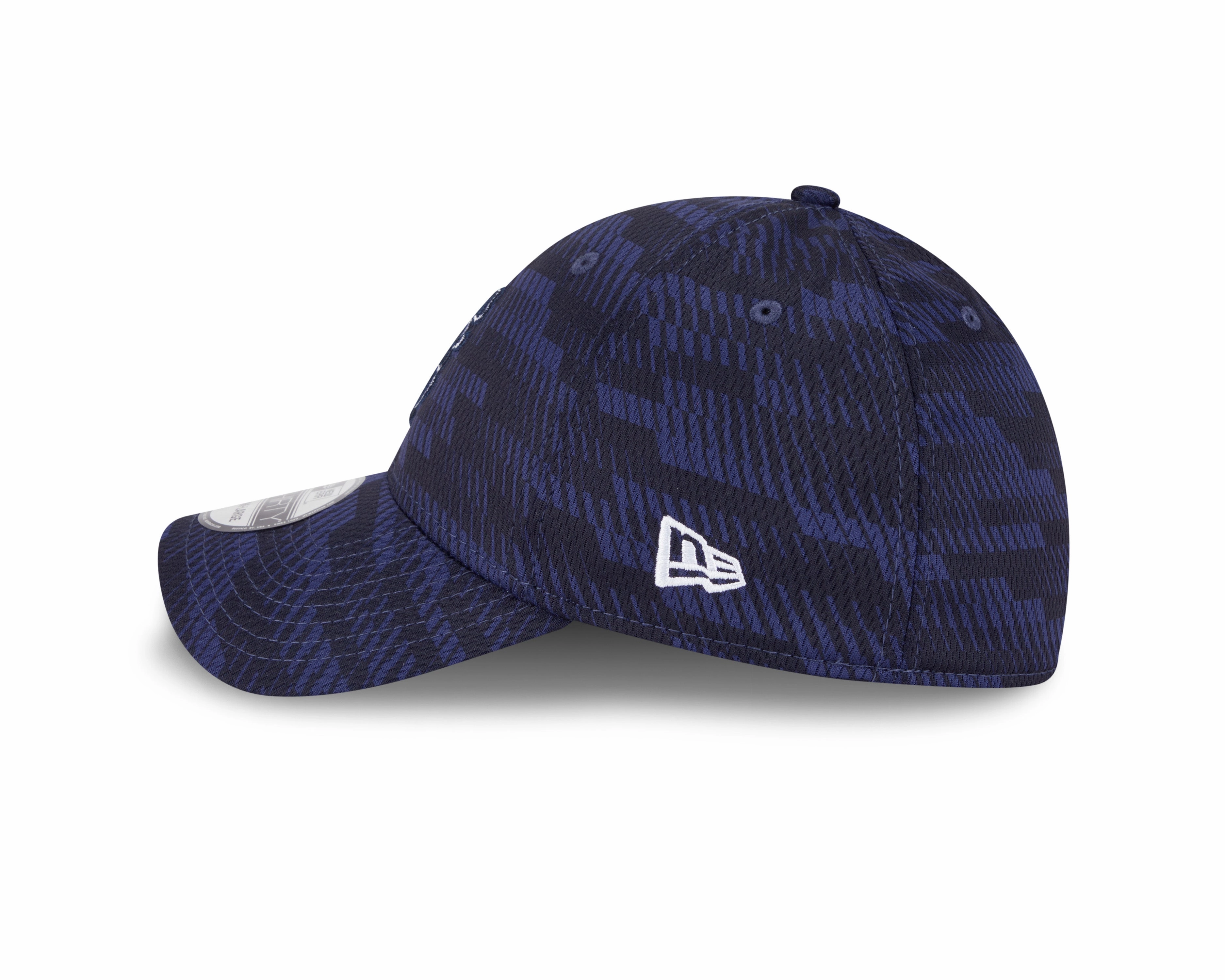 Chicago Cubs Navy 2025 Clubhouse 1914 Bear Alternate New Era 39THIRTY Flex Hat