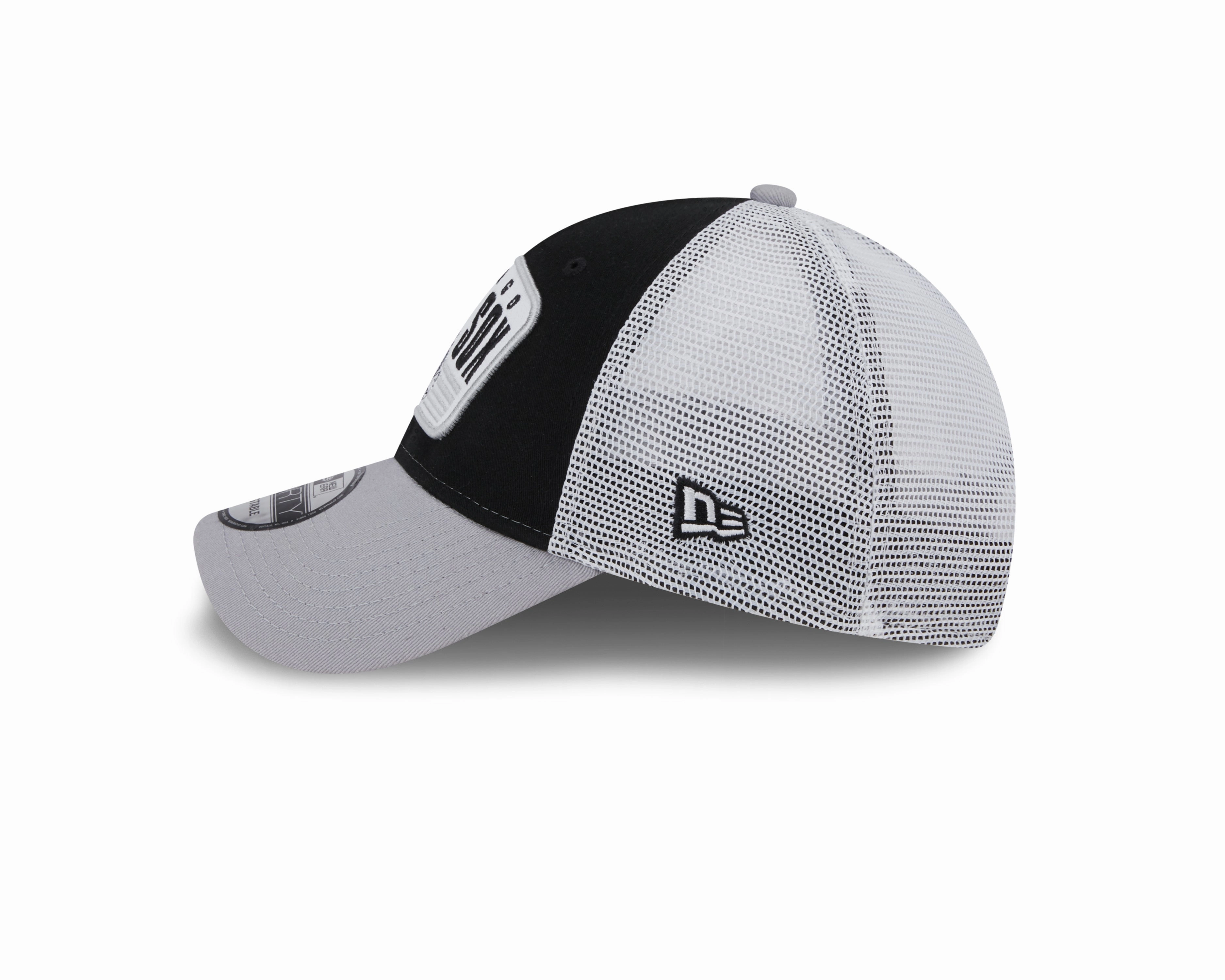 Chicago White Sox New Era 2 Tone Black/Gray Patch Trucker 9FORTY Adjustable Hat