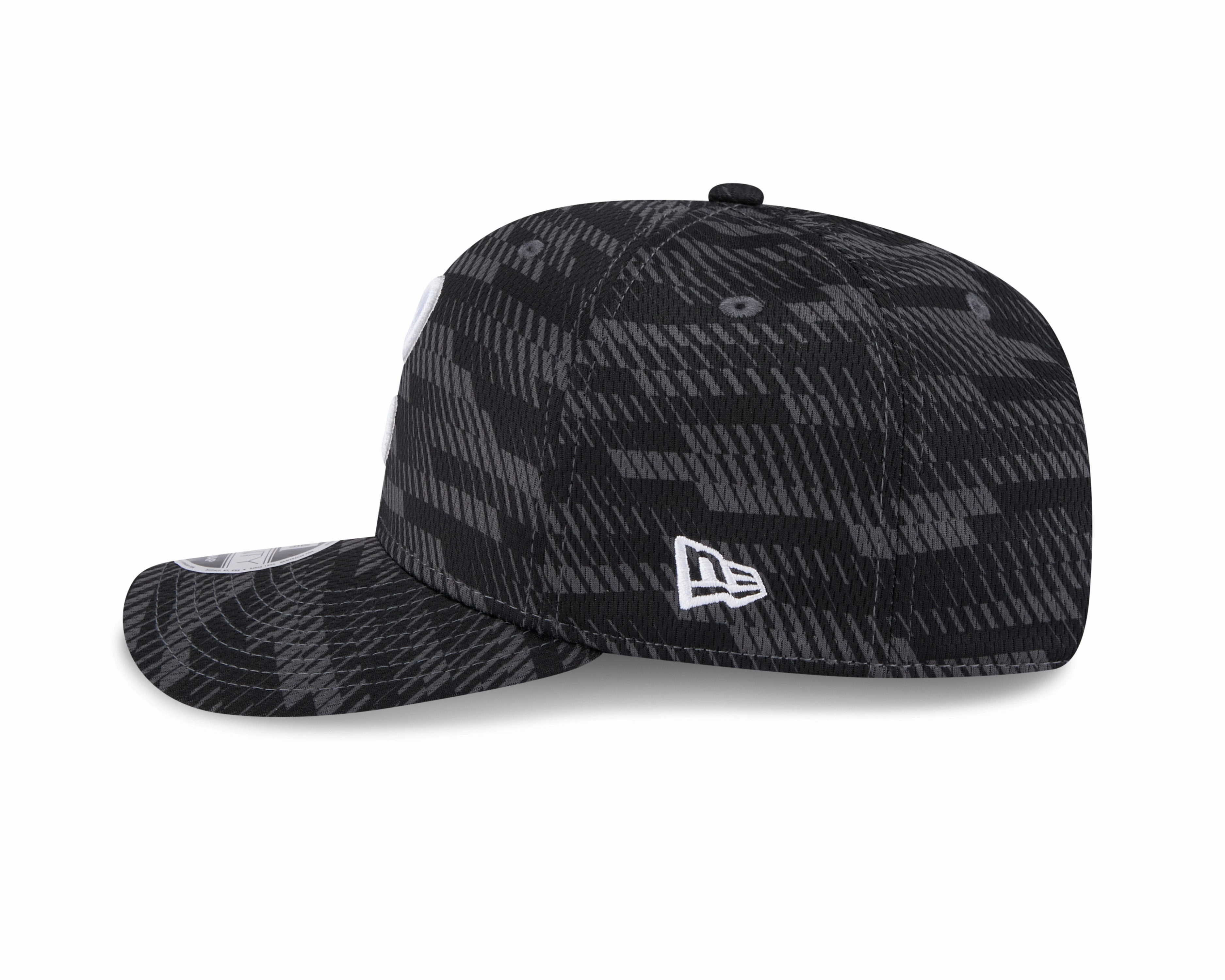 Chicago White Sox New Era Black 2025 Clubhouse Alternate 9SEVENTY Adjustable Hat