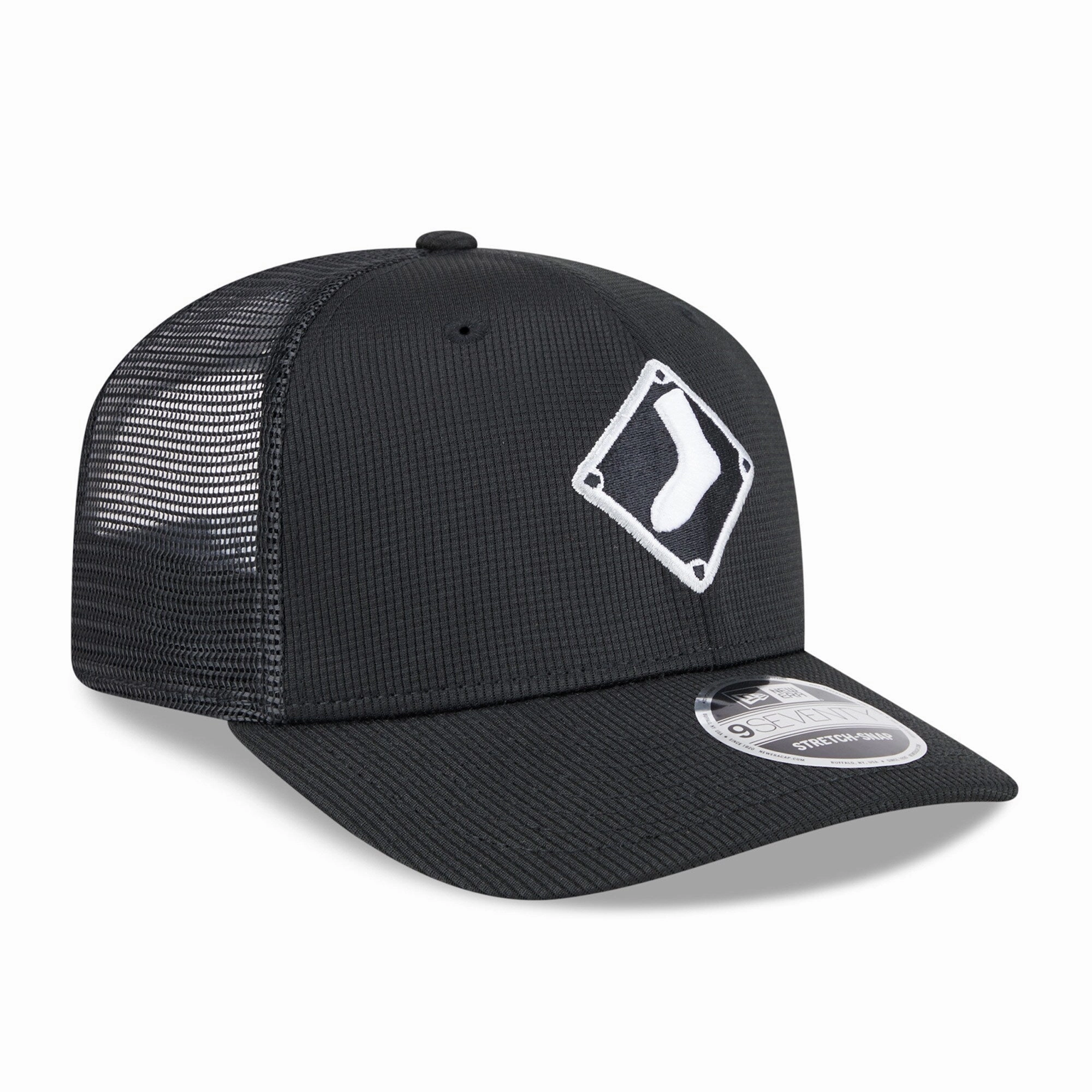Chicago White Sox New Era Black Batting Practice 9SEVENTY Trucker Hat