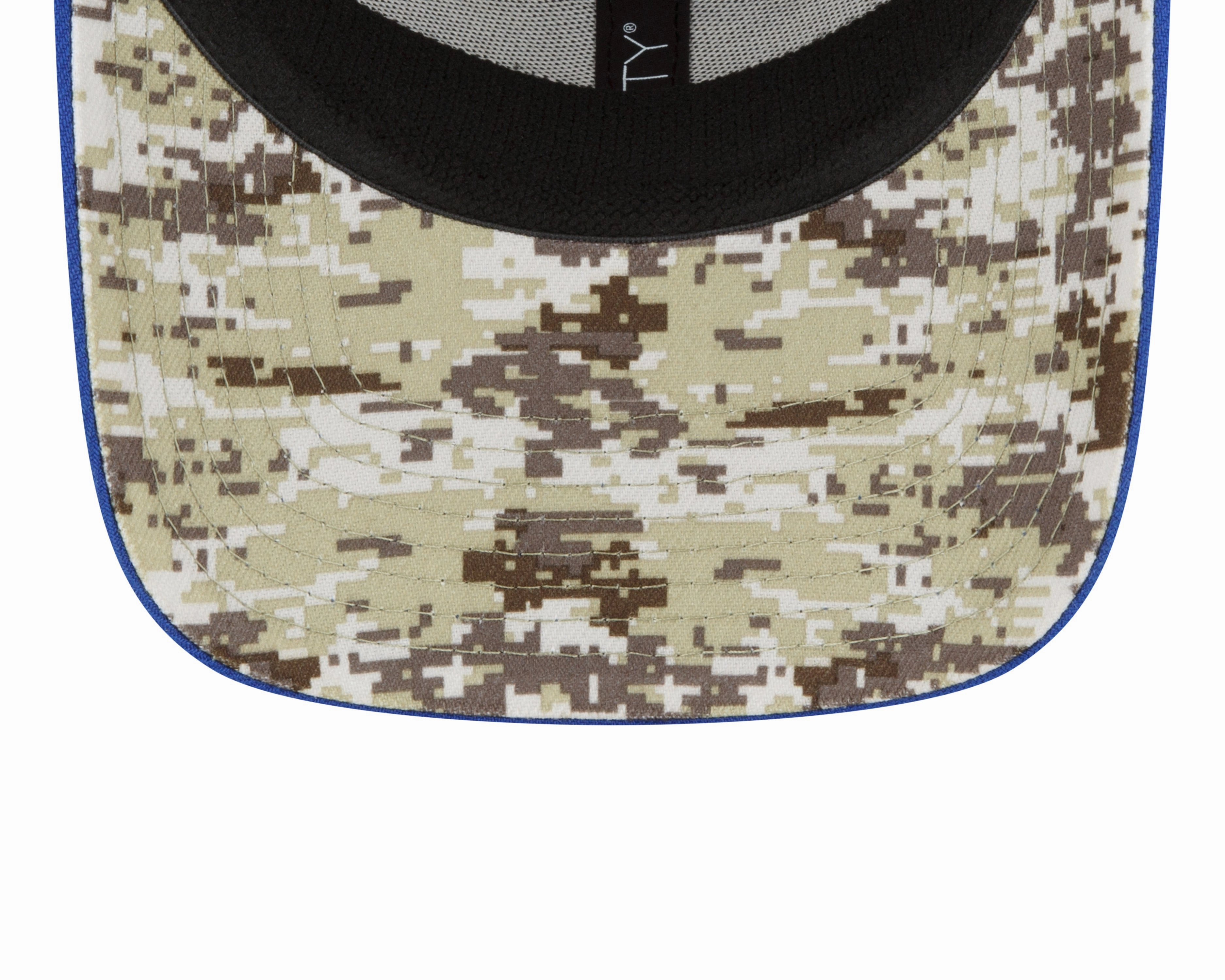 Men's Buffalo Bills New Era Black 2022 Salute to Service 39THIRTY Flex Hat