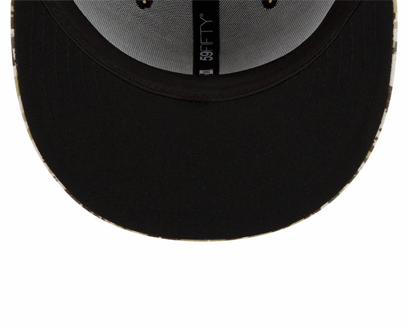Men's Chicago Bears Historic Logo New Era Black/Camo 2021 NFL Sideline Salute To Service 59FIFTY Fitted Hat