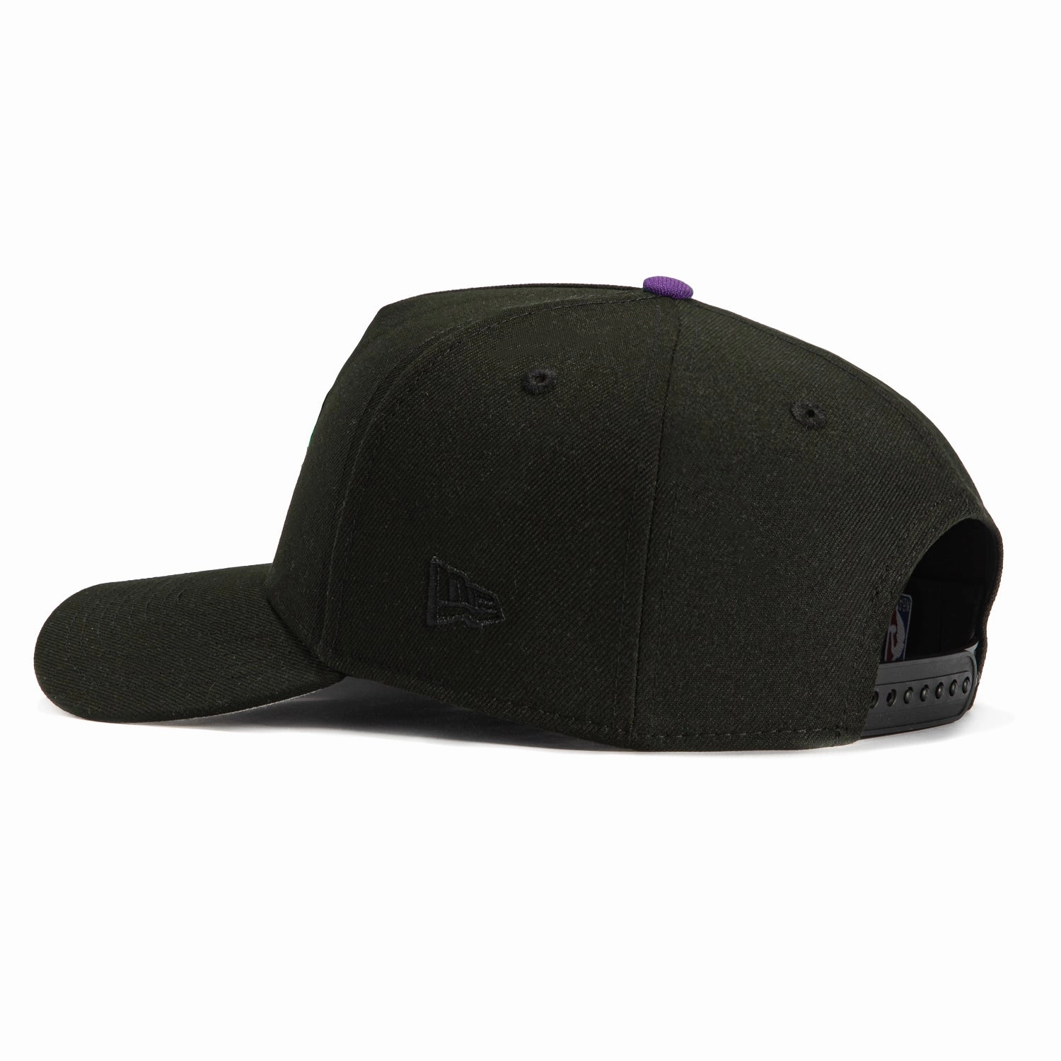 New Era 9Forty A-Frame Los Angeles Lakers Crown Logo Patch Flame Snapback Hat - Black