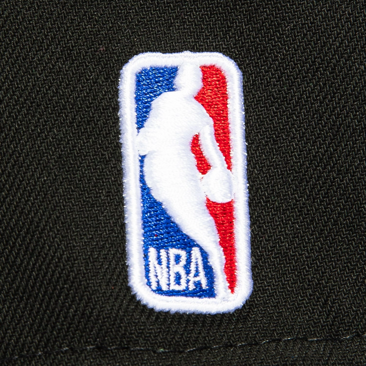 New Era 9Seventy New York Knicks Script Stretch-Snapback Hat - Black