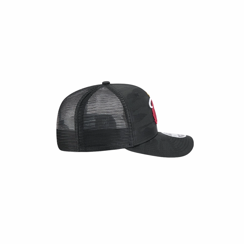 New Era Miami HEAT Camo Trucker Snapback