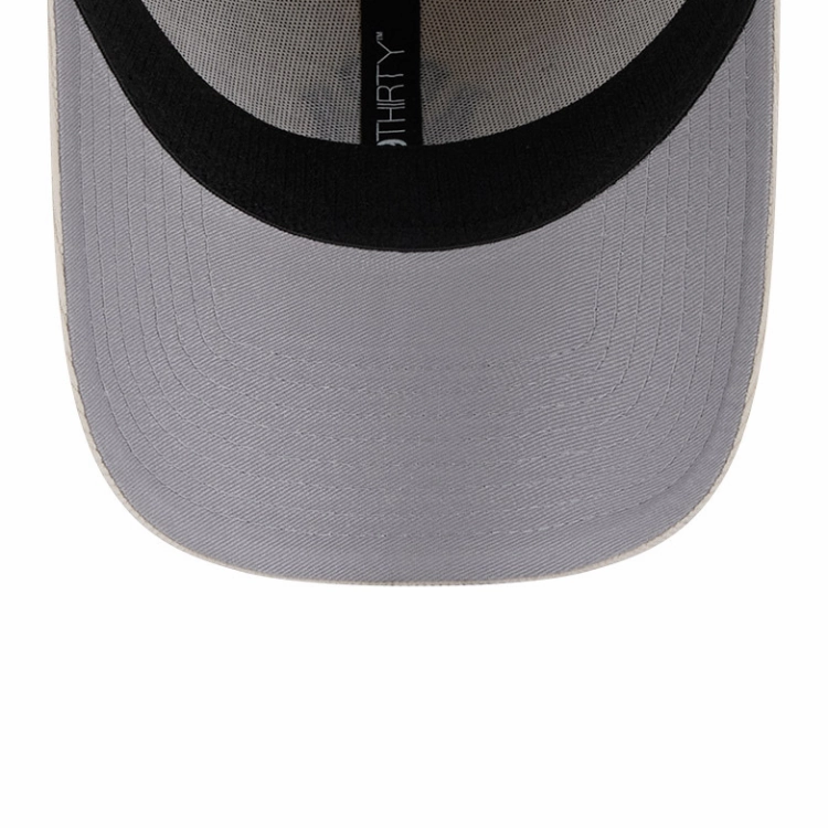 New Era New York Yankees 39THIRTY Cord Cap - Stone