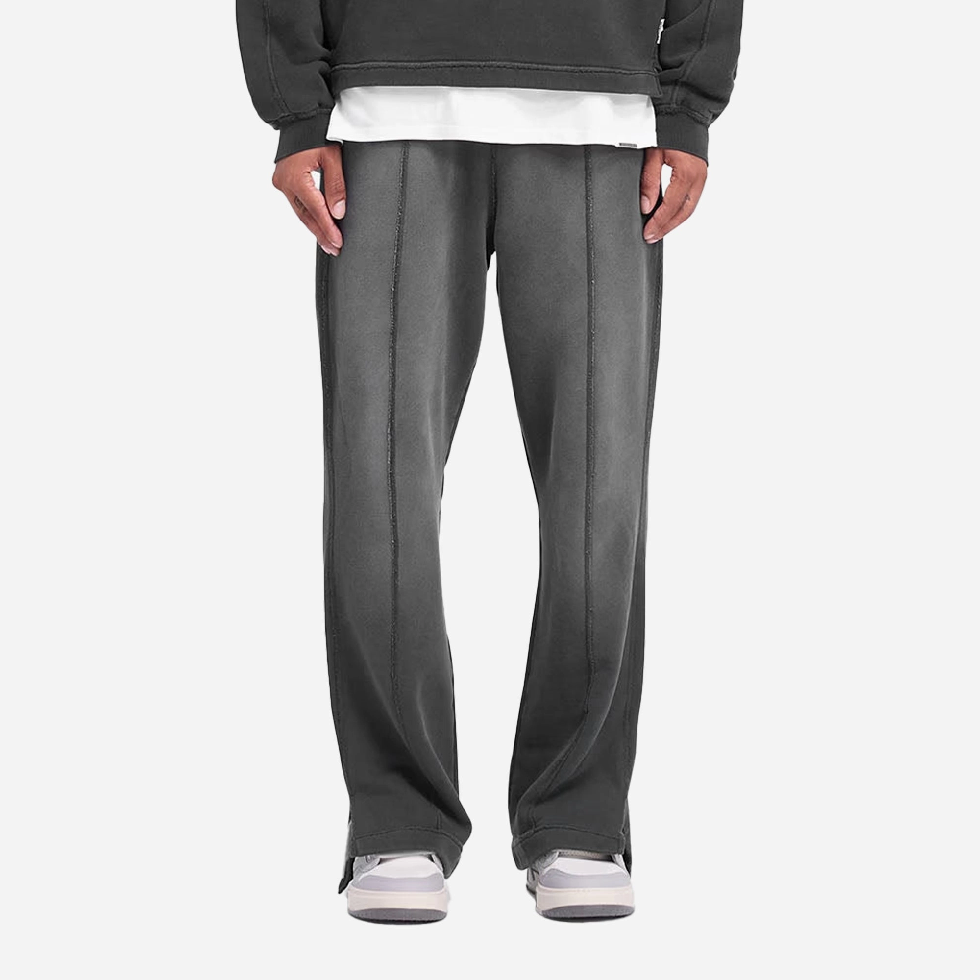 REPRESENT | STEPPED HEM SWEATPANTS { STAINED BLACK