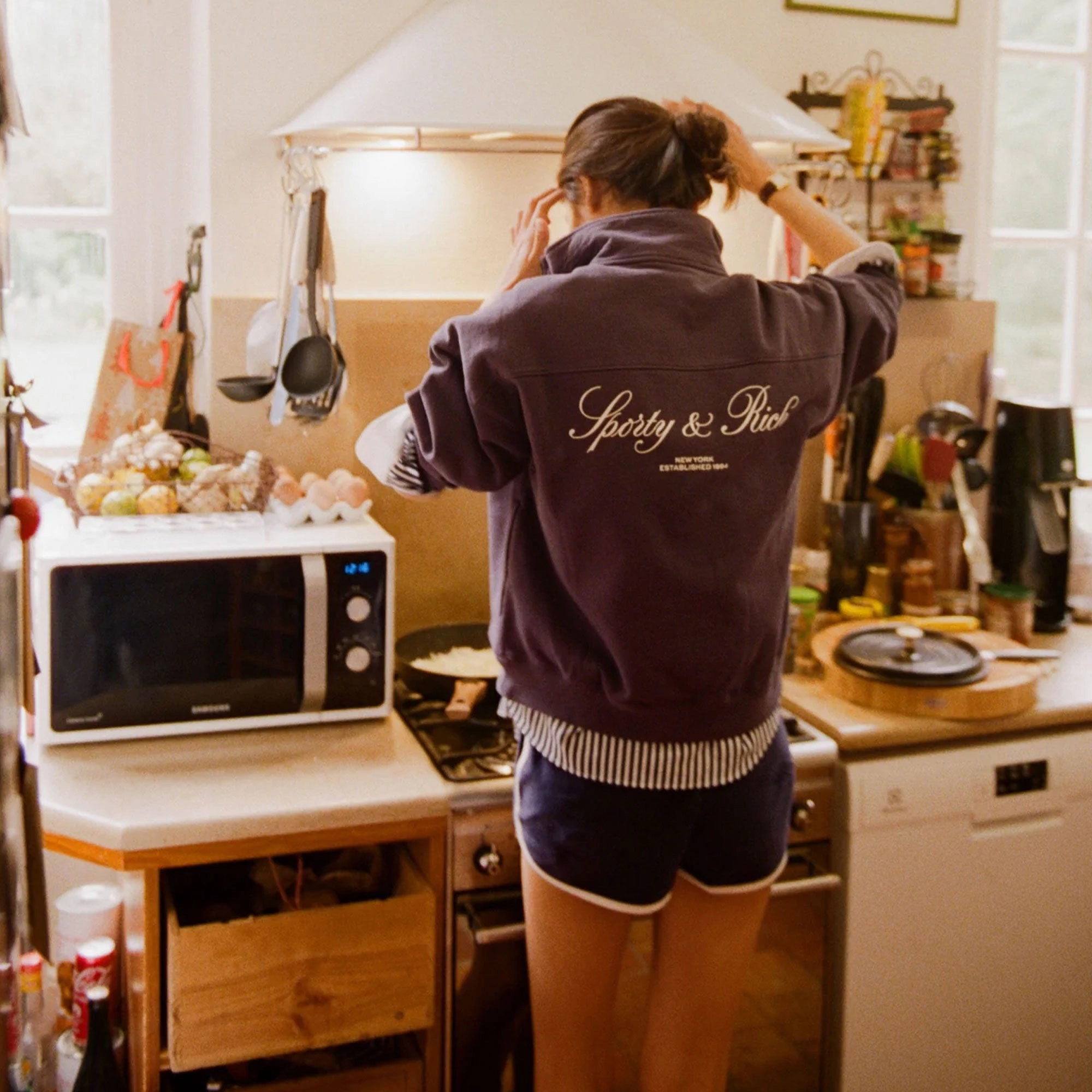 SPORTY & RICH | NY CREST VELOUR SHORT { NAVY/CREAM