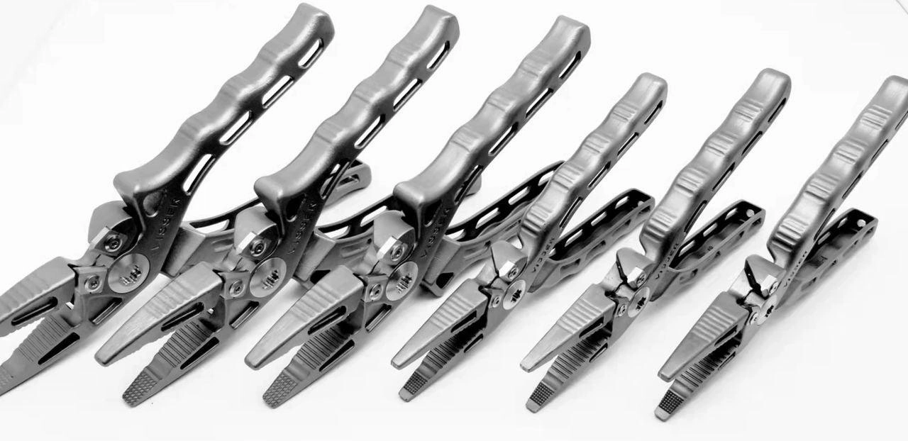 Visser Titanium Pliers